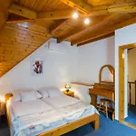 Gyorfi Apartmanhaz