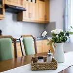 Gyorfi Apartmanhaz דירה