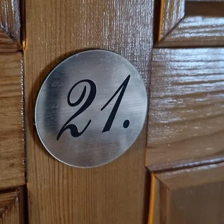 Gyorfi Apartmanhaz
