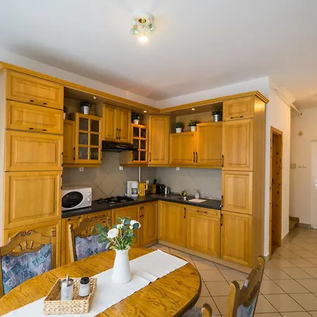 Gyorfi Apartmanhaz Apartament Zamárdi