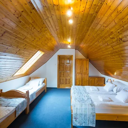 Gyorfi Apartmanhaz Zamárdi