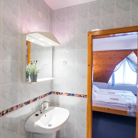 Appartement Gyorfi Apartmanhaz