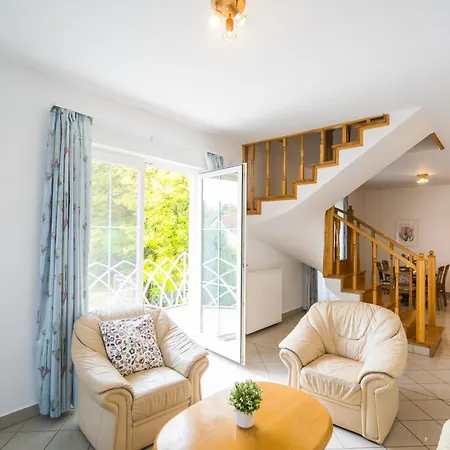 Gyorfi Apartmanhaz Zamardi