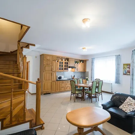 Gyorfi Apartmanhaz