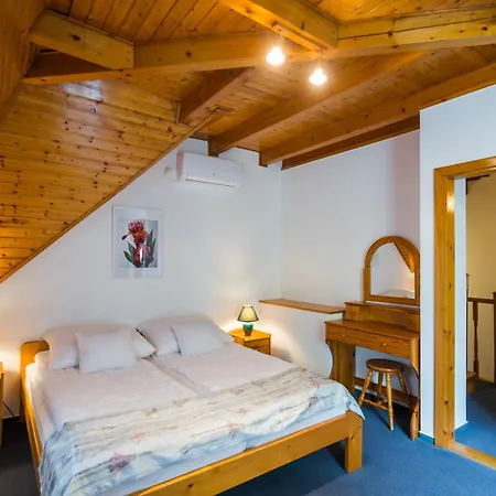 Gyorfi Apartmanhaz