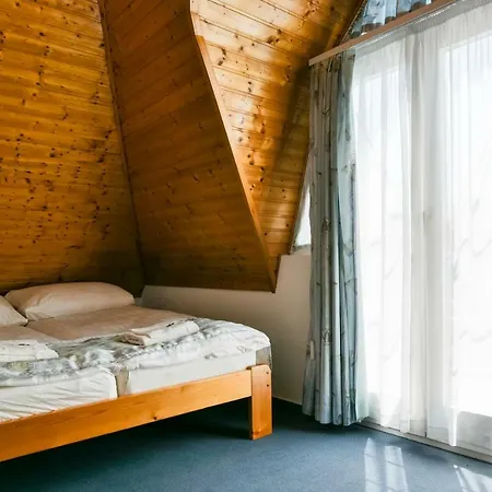 Gyorfi Apartmanhaz Appartement *